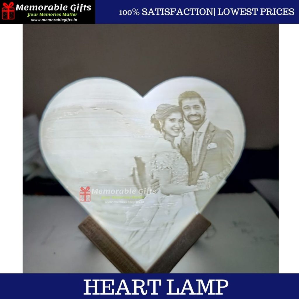 Giftiliya Heart Moon Lamp