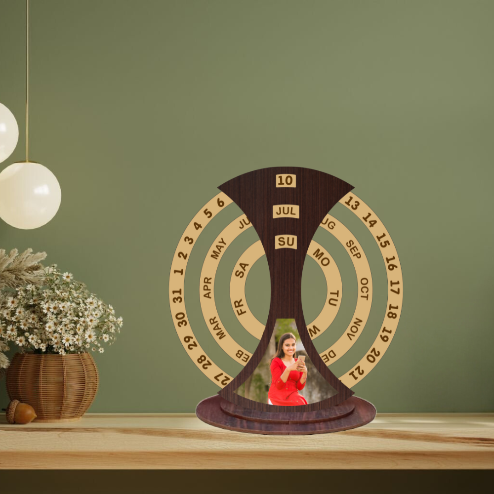 Giftiliya Wooden Calendar