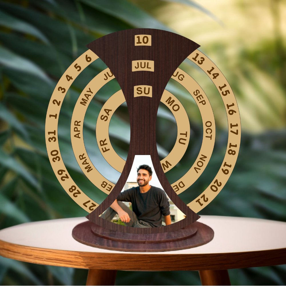 Giftiliya Wooden Calendar
