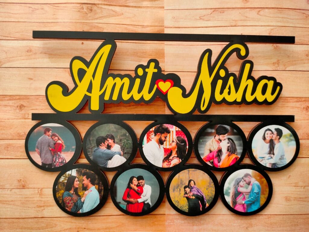 Couple Wall Hanging With 9 Circles