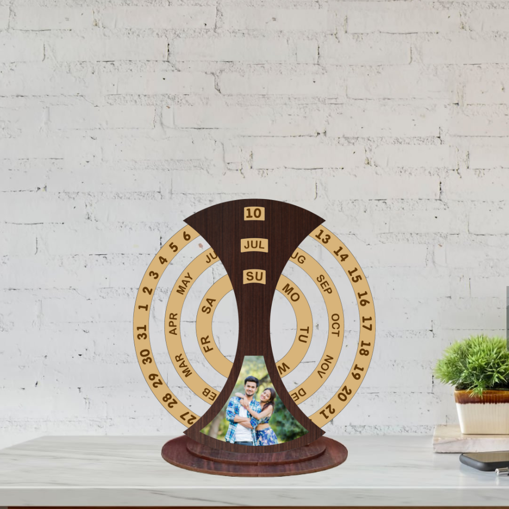 Giftiliya Wooden Calendar