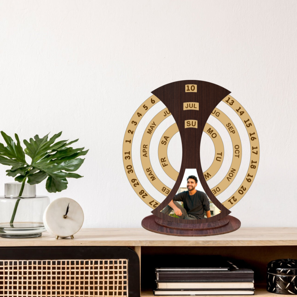 Giftiliya Wooden Calendar