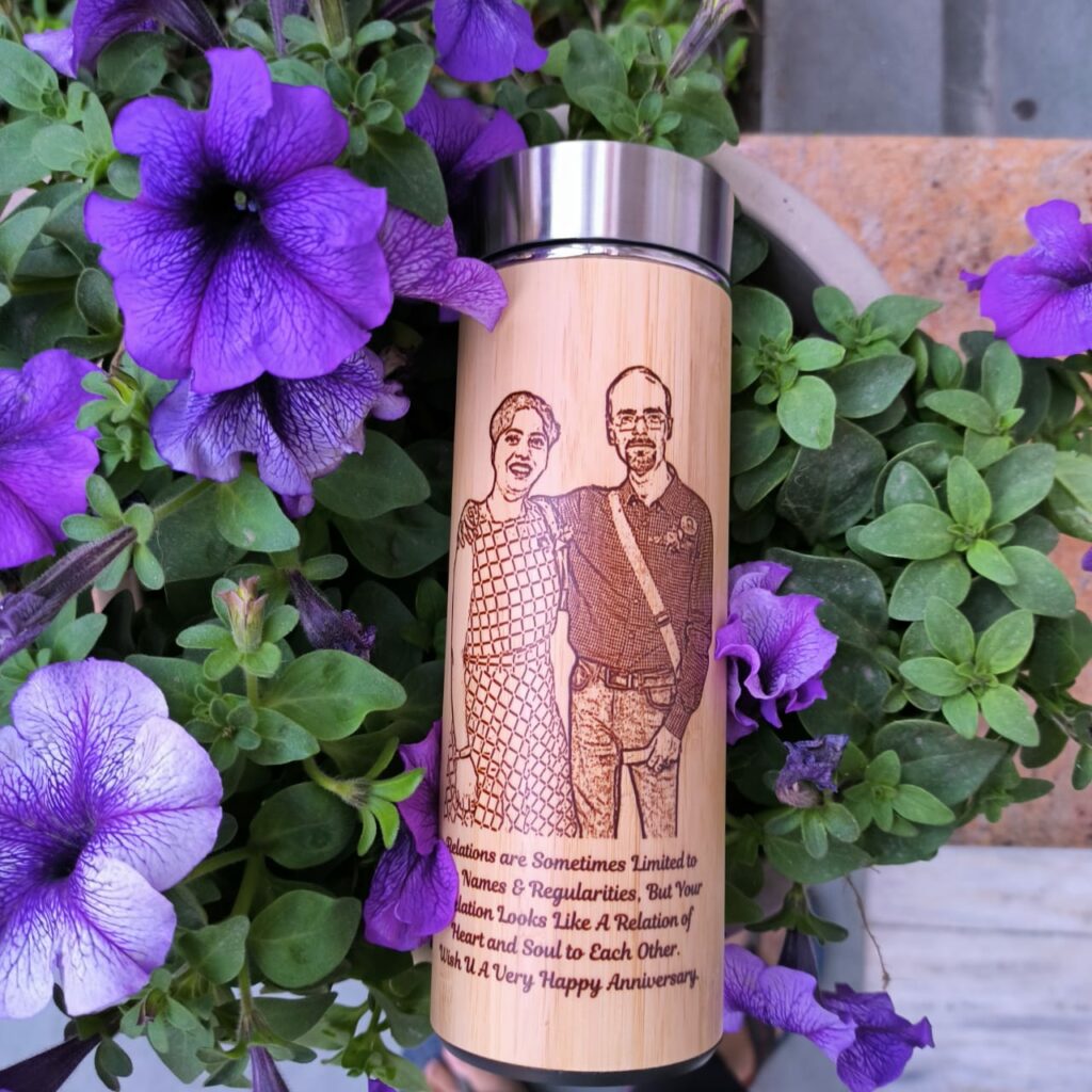 Giftiliya Bamboo Sketch Bottle
